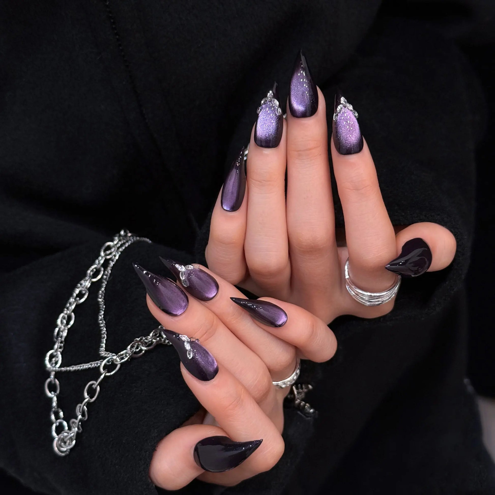 Handmade Ice Short Cat Eye Nail Tips, Removable Glossy Fake Nails, Enhancing, Single Item, Glittering Fake Nails, Non-Flammable Liquid