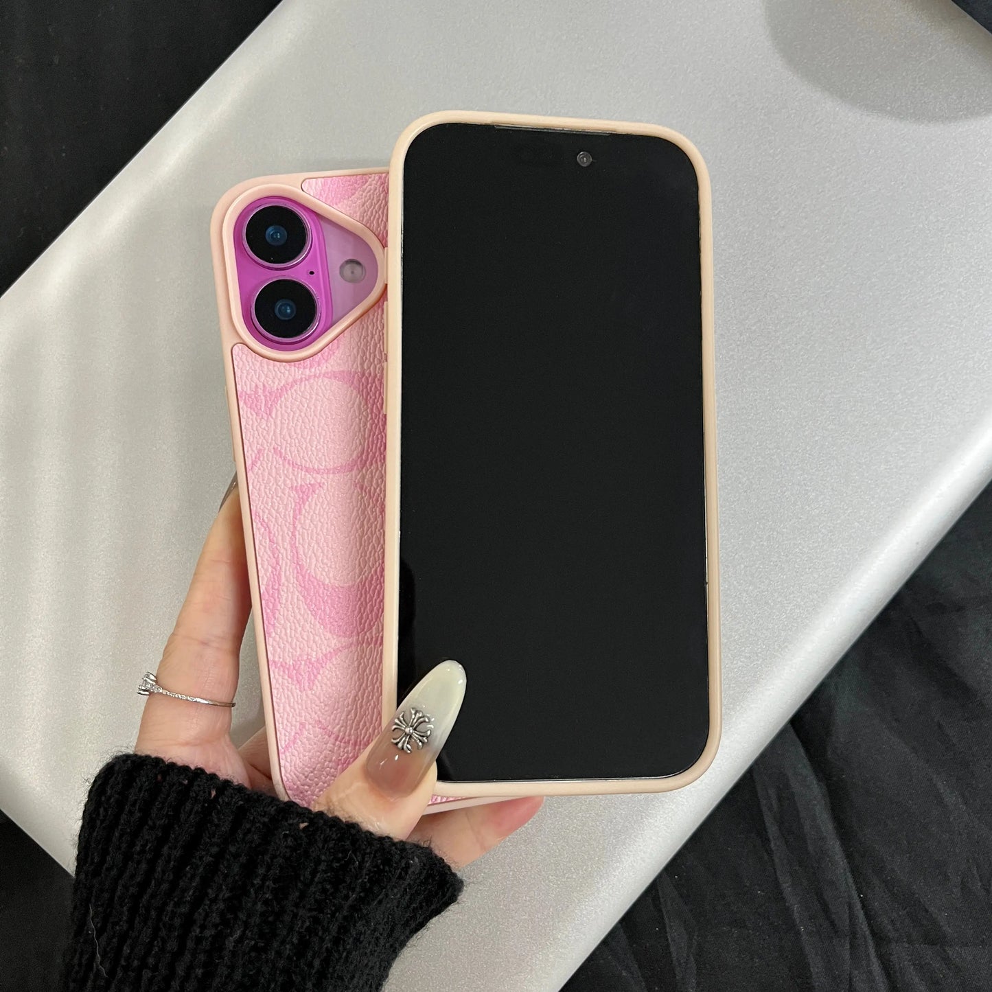 Suitable for Iphone 17，16, 15, 14, 13, 12, 11 Pro Max, High-End Leather Pattern Phone Case, Iphone 16 Plus, 15 plus Leather Phone Case for Both Boys and Girls, Shockproof Phone Case